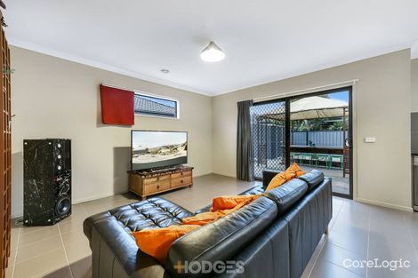 Property photo of 7 Lusitano Way Clyde North VIC 3978