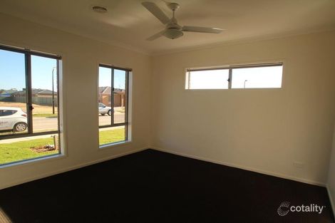 Property photo of 14 Triplett Avenue Ascot VIC 3551