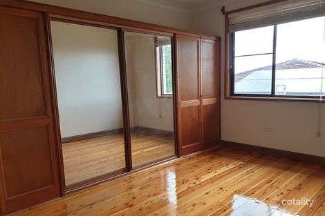 Property photo of 2 Jalna Avenue Figtree NSW 2525