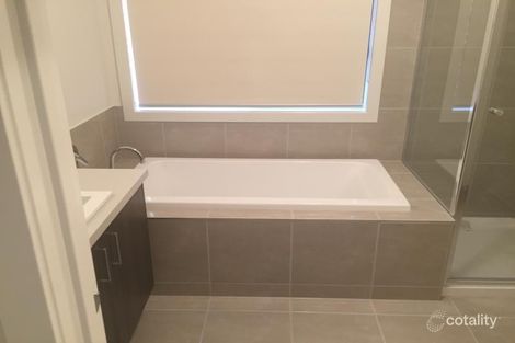 Property photo of 124 Stanley Road Keysborough VIC 3173