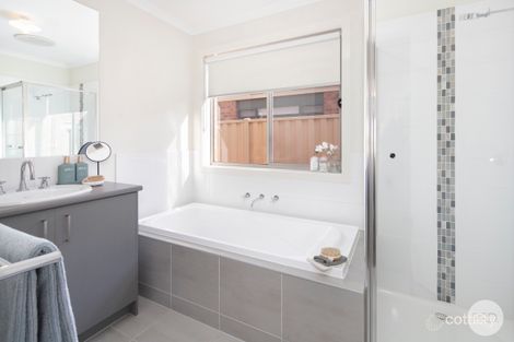 Property photo of 28 Baudinette Drive Sebastopol VIC 3356