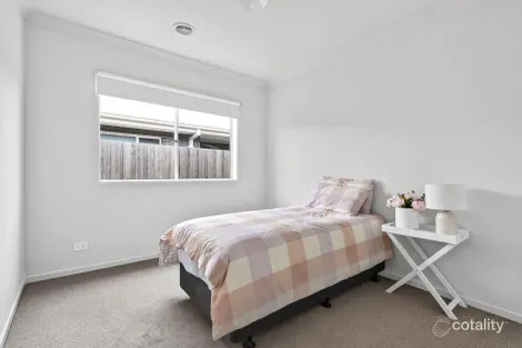 Property photo of 23 Cassava Street Armstrong Creek VIC 3217