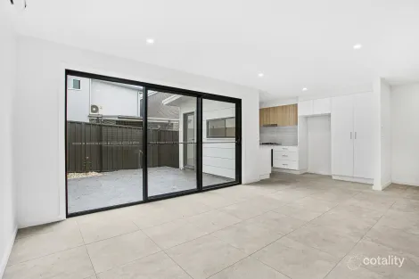 5/125 Crest Rd, Albion Park, NSW 2527