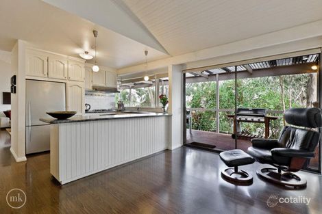 Property photo of 5 Nungeroo Court Eltham North VIC 3095