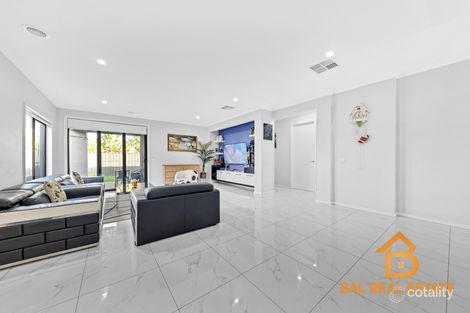 Property photo of 9 Chitwan Road Tarneit VIC 3029