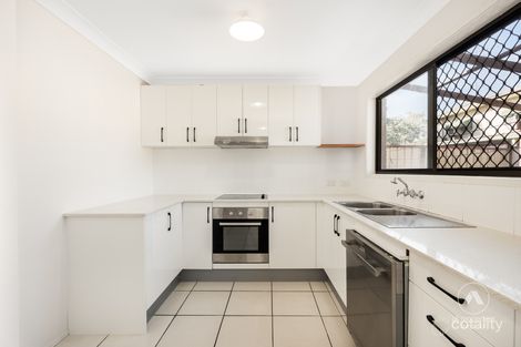 Property photo of 2/33 Bruce Road Woodridge QLD 4114