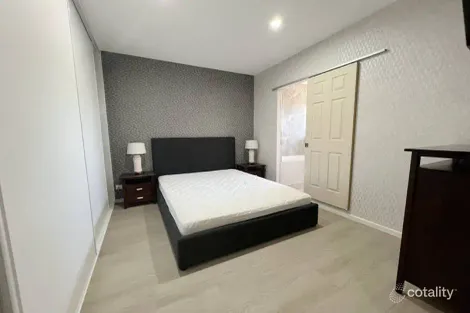 Property photo of 1 Sturt Street Molendinar QLD 4214