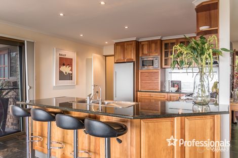 Property photo of 5 Whitbread Grove Skye SA 5072