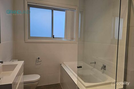 Property photo of 8 Somme Avenue Edmondson Park NSW 2174