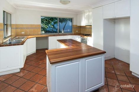 Property photo of 4 Stoneleigh Street Red Hill QLD 4059