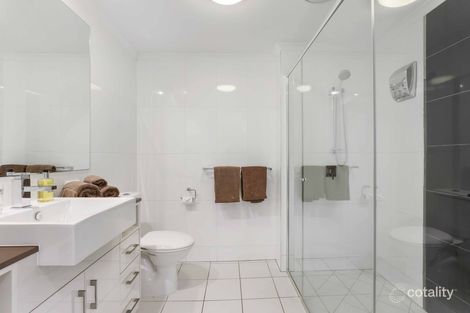 Property photo of 206/125-129 Esplanade Cairns City QLD 4870