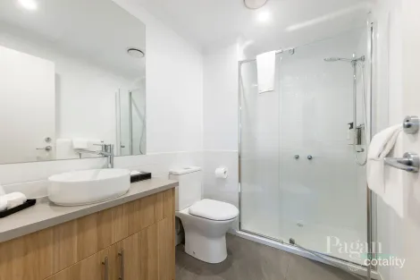 Property photo of 33/7 Feehan Avenue Moonee Ponds VIC 3039