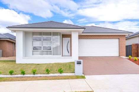118 Skaife St, Oran Park, NSW 2570