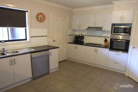 Property photo of 9 King George Way Mitchell Park VIC 3355