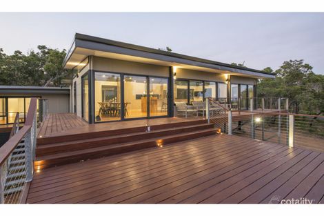 Property photo of 124 Carnarvon Castle Drive Eagle Bay WA 6281