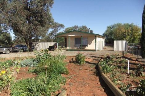17 Old Adelaide Rd, Kapunda, SA 5373