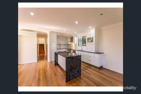Property photo of 65 Bathurst Street Elliott Heads QLD 4670