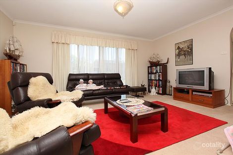 Property photo of 71 McWhae Circuit Wanniassa ACT 2903