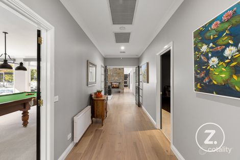 Property photo of 17 Manorina Way Macedon VIC 3440