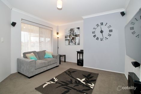 Property photo of 3 Redfin Close Warnbro WA 6169