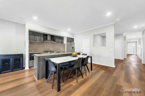 Property photo of 6 Pickering Street Mickleham VIC 3064