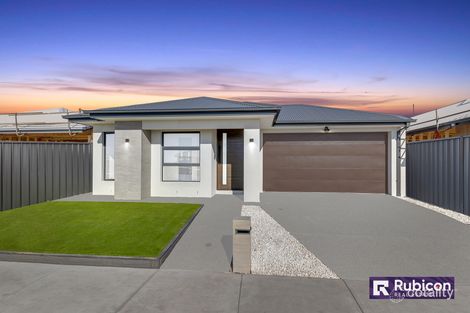 60 Aristides Cres, Thornhill Park, VIC 3335