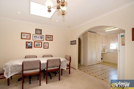 Property photo of 18 Mitre Crescent Frankston North VIC 3200
