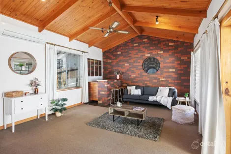 Property photo of 2 Montgomery Avenue Mount Gambier SA 5290