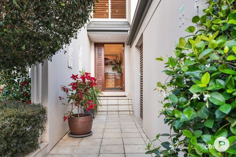Property photo of 3 Katherine Street Norman Park QLD 4170