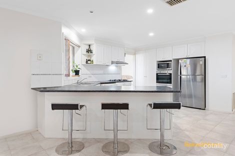 Property photo of 2 Portofino Drive Cranbourne North VIC 3977