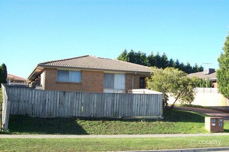 Property photo of 2/15 Southwell Close Endeavour Hills VIC 3802