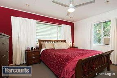 Property photo of 8 Wandearah Crescent Ferny Hills QLD 4055