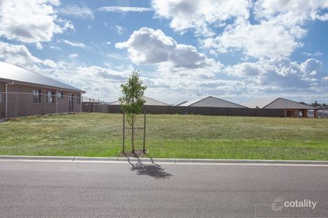 90 Redwood Dr, Gillieston Heights, NSW 2321