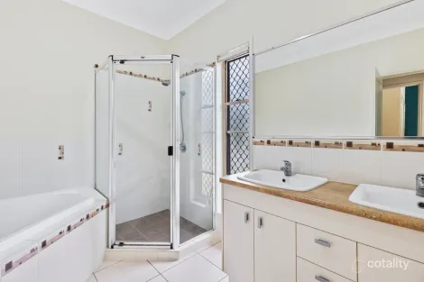 Property photo of 172 Gilston Road Wondunna QLD 4655