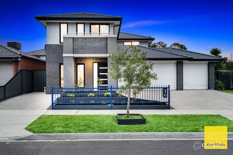 Property photo of 13 Birchmore Circuit Truganina VIC 3029