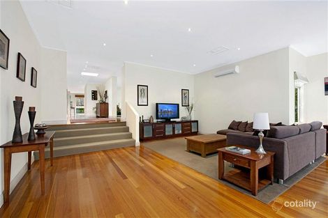 Property photo of 4 Chiltern Court Doncaster East VIC 3109