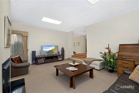 Property photo of 4 Chiltern Court Doncaster East VIC 3109