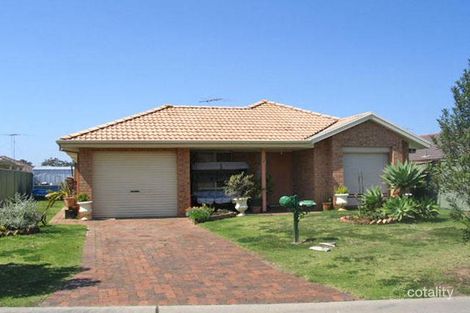 Property photo of 4 Byron Bay Close Hoxton Park NSW 2171