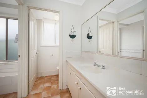 Property photo of 25D Douglas Road Quakers Hill NSW 2763
