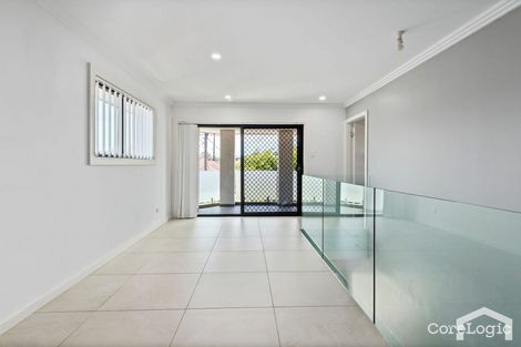 Property photo of 15 Robinson Street North Wiley Park NSW 2195