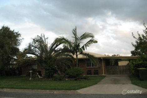 35 Geoffrey Thomas Dr, Bucasia, QLD 4750