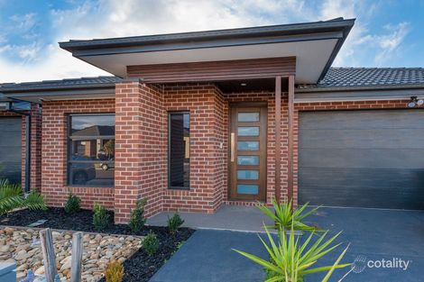 Property photo of 35 Lemon Myrtle Way Craigieburn VIC 3064