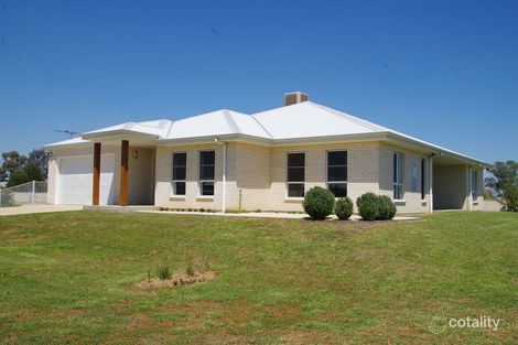 Property photo of 18 Riverside Drive Narrabri NSW 2390