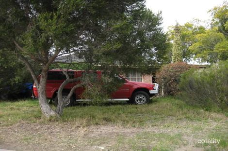Property photo of 4 London Court Craigieburn VIC 3064