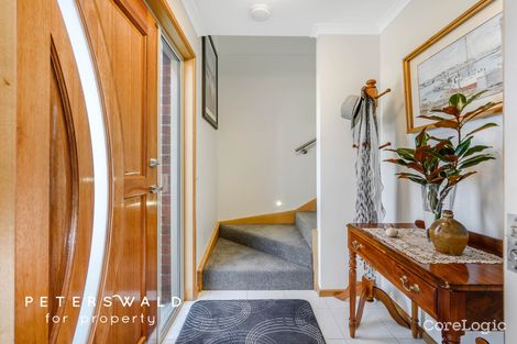 Property photo of 2/634 Oceana Drive Tranmere TAS 7018