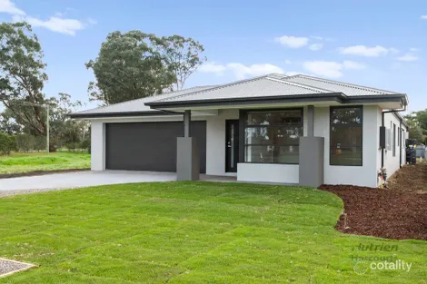 52 Rowe St, Euroa, VIC 3666