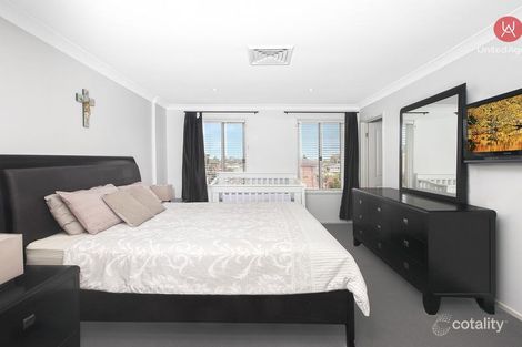 Property photo of 20 Triabunna Avenue West Hoxton NSW 2171