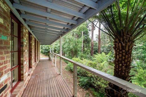 Property photo of 16 Dickens Road Olinda VIC 3788