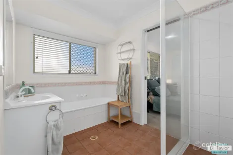 Property photo of 1-3 Oakleigh Court Woodhill QLD 4285