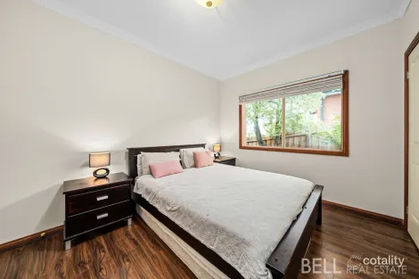 Property photo of 11 Drummer Hill Lane Mooroolbark VIC 3138